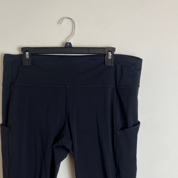 Lululemon Fast And Free High Rise Crop II Legging 23" Non Reflective Black 16 - Picture 4 of 8